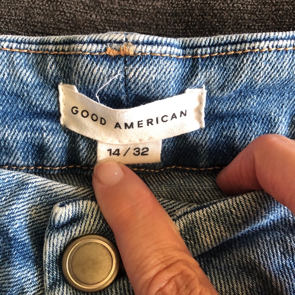 Good American Good Classic medium Blue Straight Jeans size 14 - Picture 6 of 10